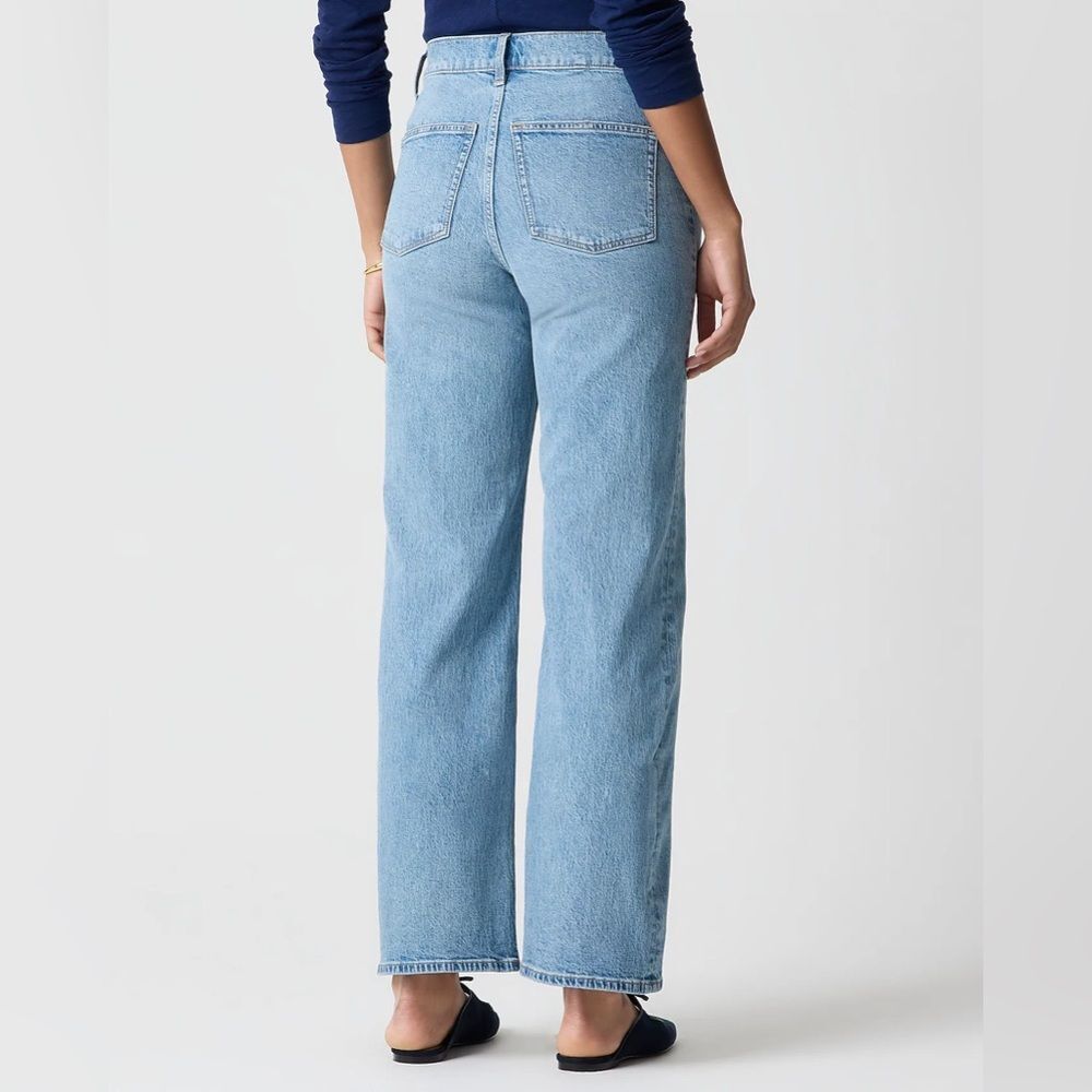 NWT J. Crew Factory Light Wash Slim Wide Leg Patch Pocket Denim Jeans 32P - Picture 2 of 10